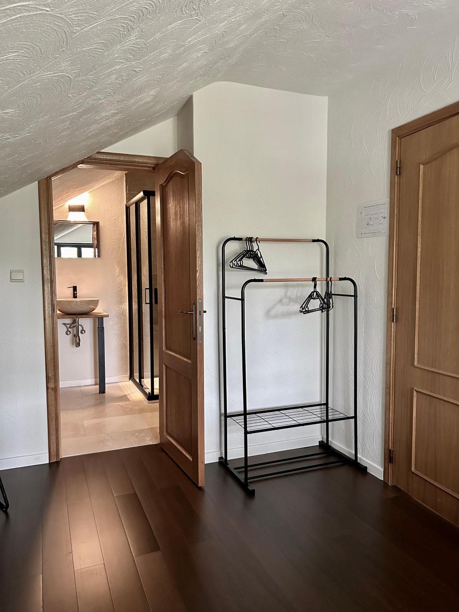 Cacele - La Croisette 5 Appartementen En 6 Tweepersoonskamers Vresse-sur-Semois Exteriör bild