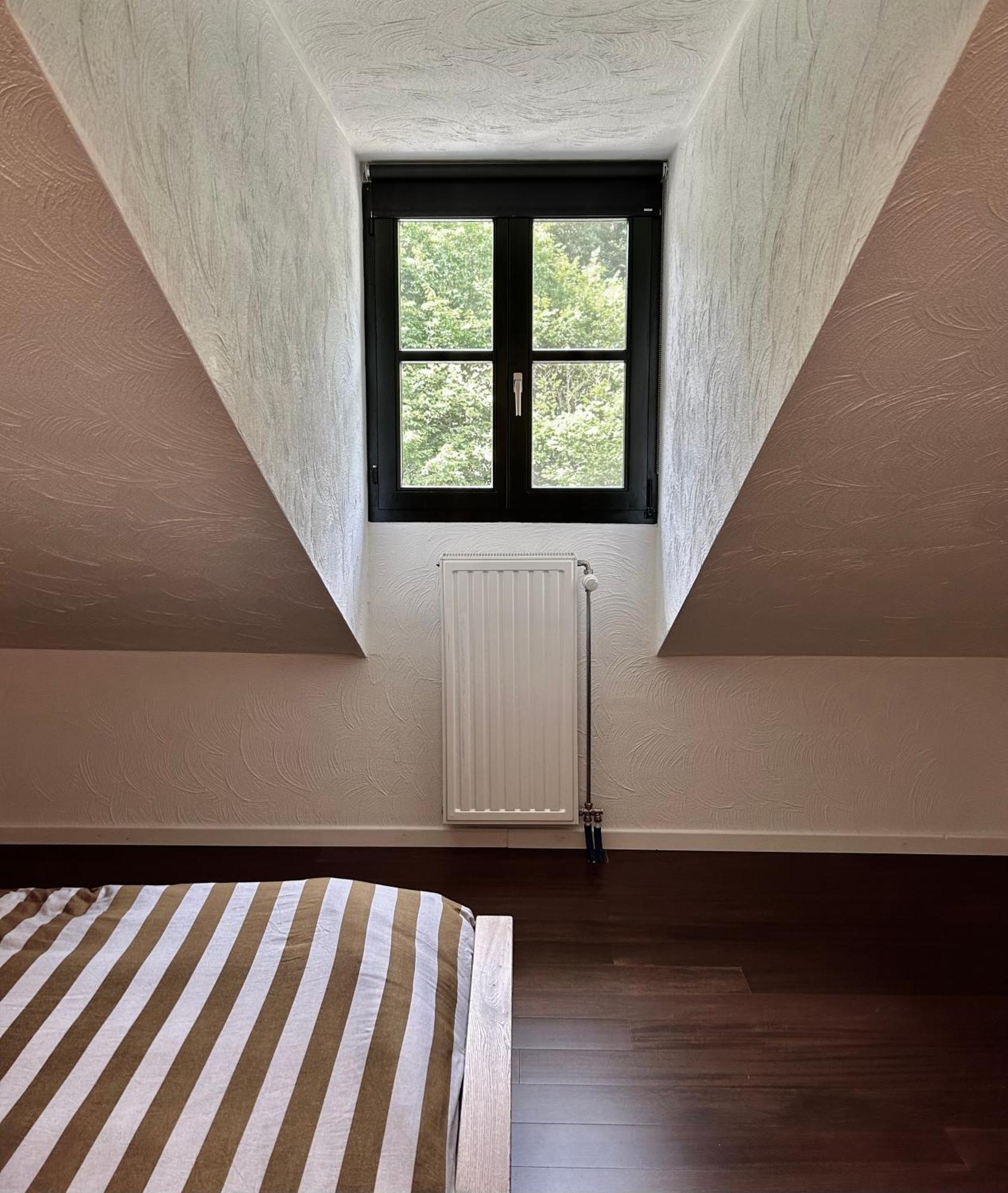 Cacele - La Croisette 5 Appartementen En 6 Tweepersoonskamers Vresse-sur-Semois Exteriör bild
