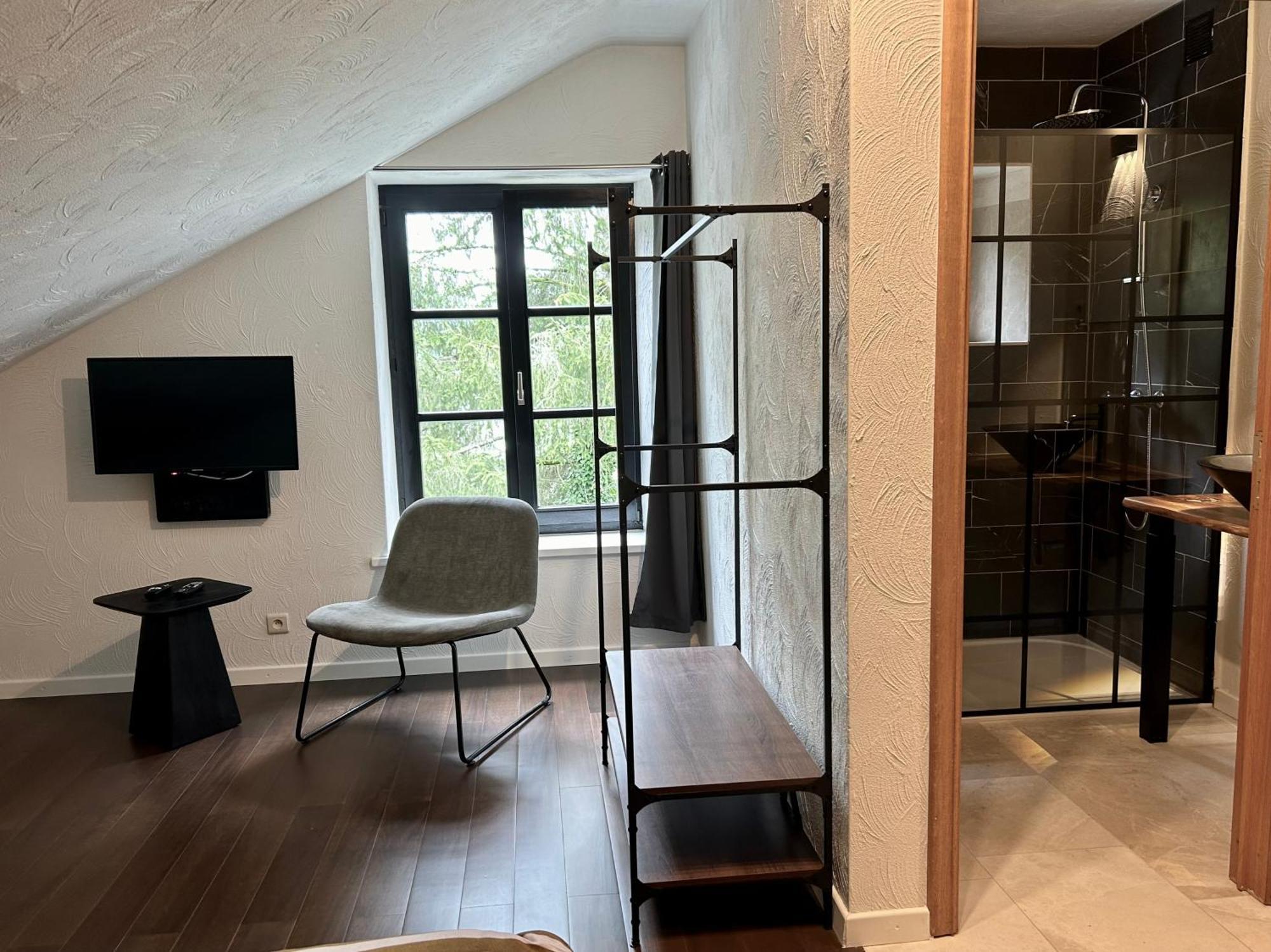 Cacele - La Croisette 5 Appartementen En 6 Tweepersoonskamers Vresse-sur-Semois Exteriör bild