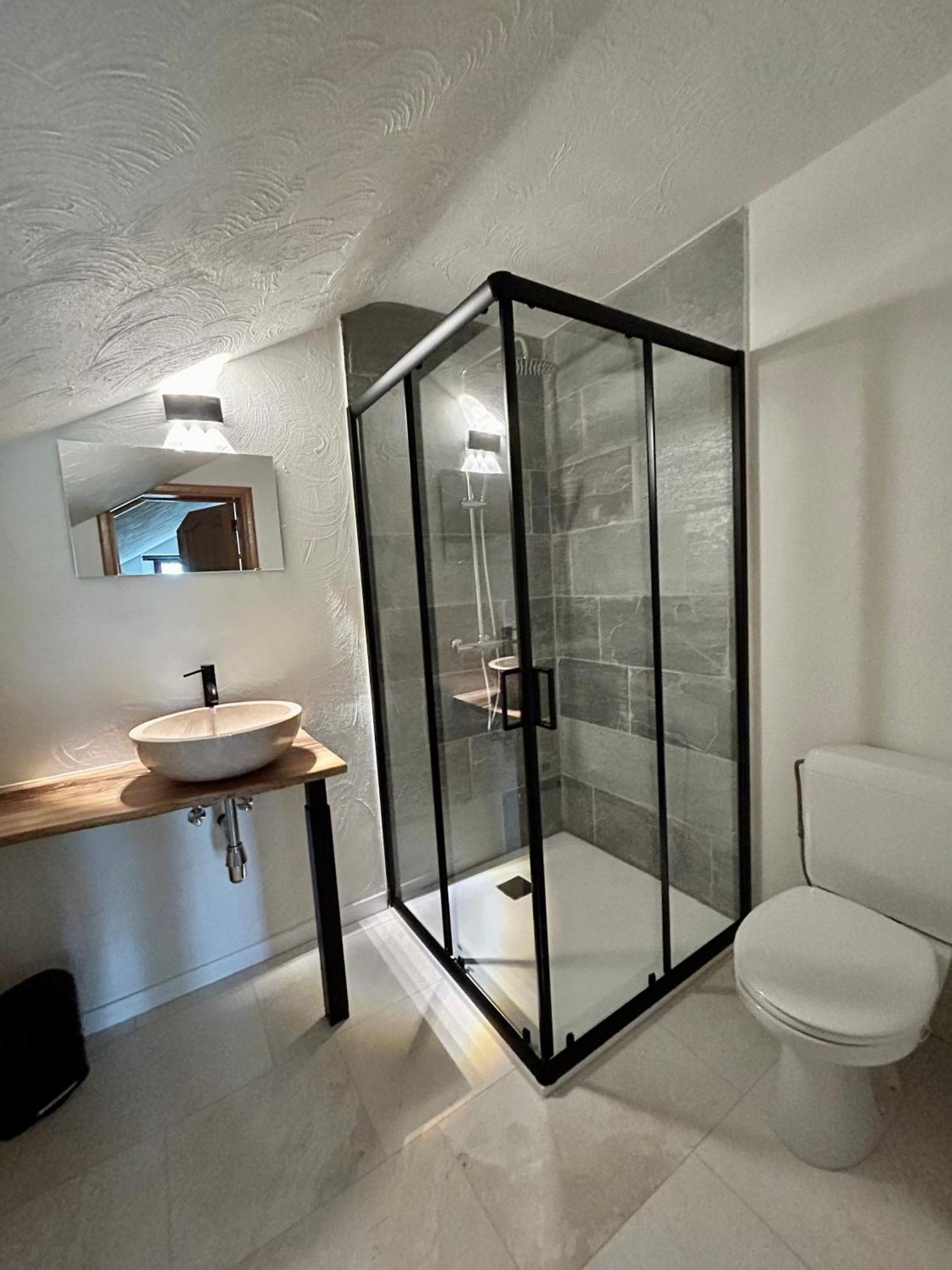 Cacele - La Croisette 5 Appartementen En 6 Tweepersoonskamers Vresse-sur-Semois Exteriör bild